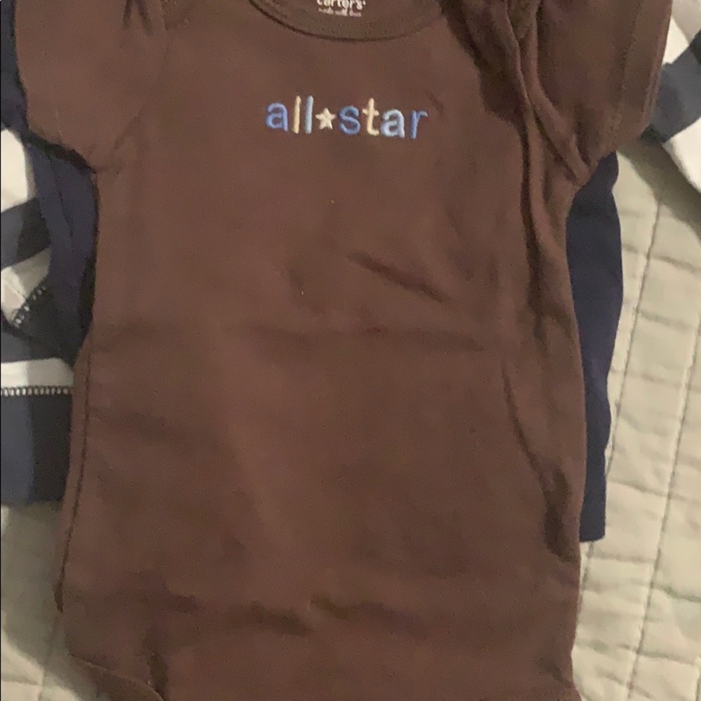 Tops - Picture 3 of 7